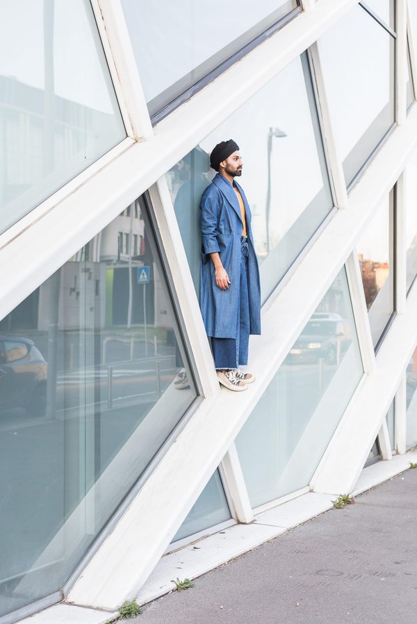 Quels sont les meilleurs moyens d'étudier le contexte historique des romans de Victor Hugo ?